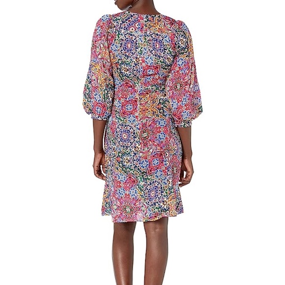 Calvin Klein Women's V-Neck Knee Length Dress with Puffed Sleeves Size 10 - Picture 2 of 16